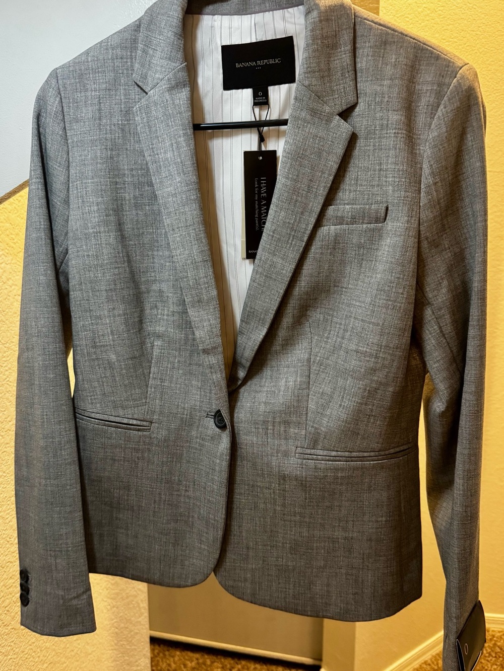 Banana Republic Gray Women's Blazer - Size XS NWT